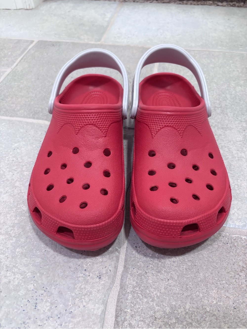 CROCS OU Sooners Classic Clogs Women’s 12-14/Men’s 10-11 Red